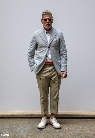 С чем носить белые туфли дерби