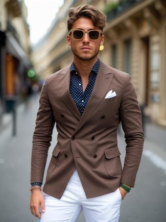 Какие пиджаки носить с белыми классическими брюками мужчине