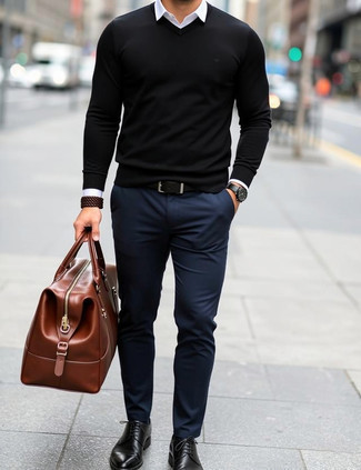 С чем носить белую классическую рубашку мужчине