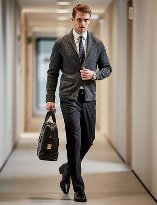 С чем носить белую классическую рубашку мужчине