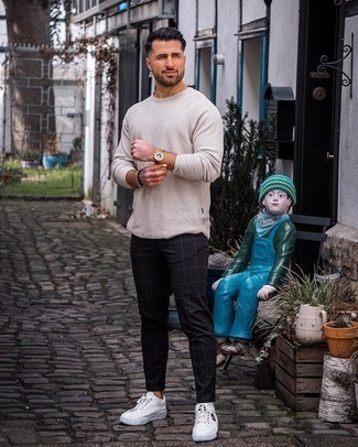 С чем носить белые кеды с вышивкой мужчине