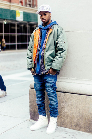 Какие бомберы носить с белыми высокими кедами мужчине