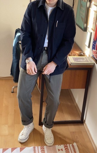 Какие куртки-рубашки носить с белыми высокими кедами мужчине