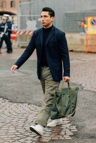 Какие водолазки носить с белыми высокими кедами мужчине