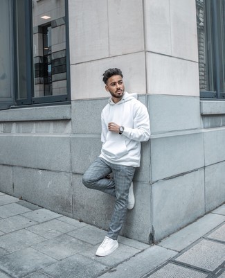 С чем носить белый худи мужчине