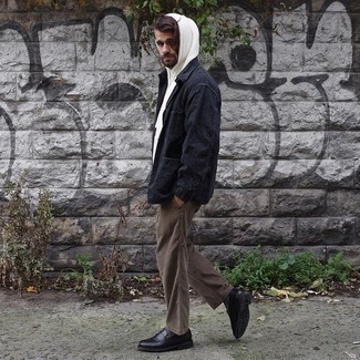 С чем носить белый худи мужчине