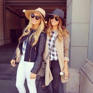 Какие косухи носить с белыми джинсами женщине