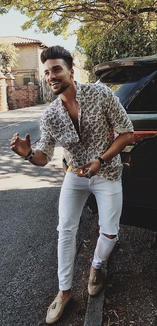 Какие лоферы носить с белыми джинсами мужчине