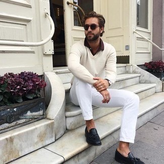 Какие лоферы с кисточками носить с белыми джинсами