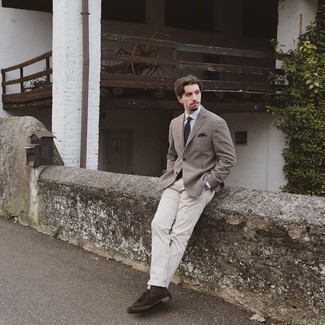 Какие лоферы с кисточками носить с белыми джинсами