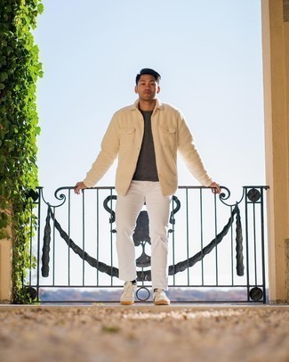 Как носить белые джинсы с белыми низкими кедами мужчине