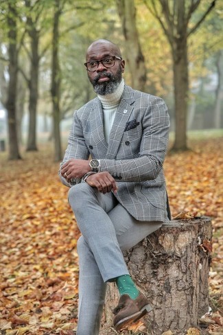 С чем носить белую вязаную водолазку мужчине