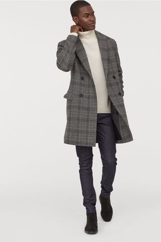 С чем носить белую вязаную водолазку мужчине