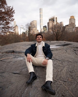 С чем носить белую вязаную водолазку мужчине