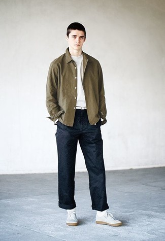 С чем носить белый кожаный ремень мужчине