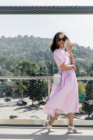 С чем носить белую кожаную сумку-мешок