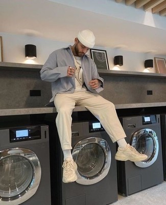 С чем носить белую кожаную поясную сумку мужчине