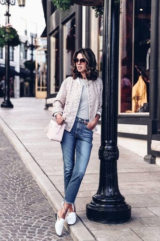 С чем носить белые кожаные лоферы женщине