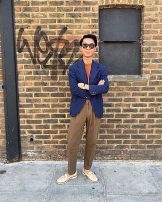 С чем носить белые кожаные лоферы мужчине