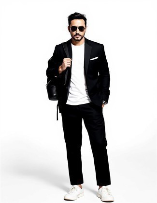 С чем носить белые кожаные низкие кеды мужчине