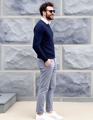 С чем носить белые кожаные низкие кеды мужчине