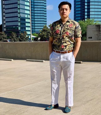 С чем носить белые льняные классические брюки мужчине