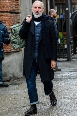 С чем носить белую рубашку с длинным рукавом мужчине