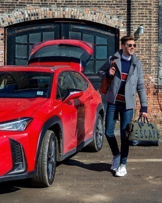 Какое полупальто носить с белыми низкими кедами