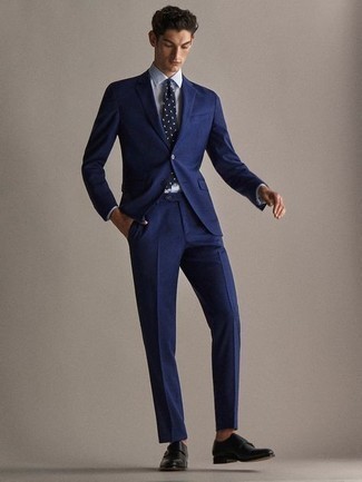 С чем носить белый галстук с "огурцами" мужчине