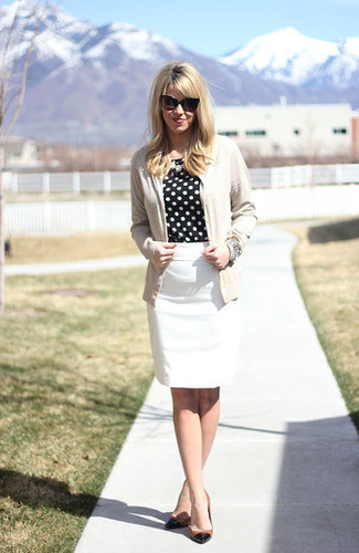 С чем носить белую юбку-карандаш