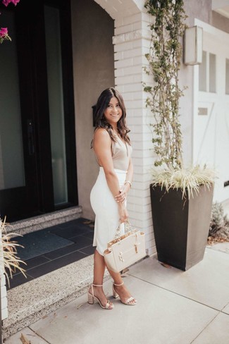 Какие майки носить с белой юбкой-карандаш