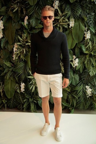 Какие шорты носить с белыми плимсоллами мужчине