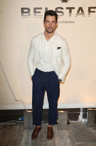 Какие монки носить с белой футболкой-поло