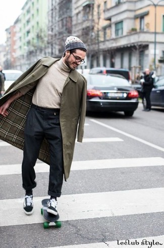 С чем носить белую шапку с принтом мужчине