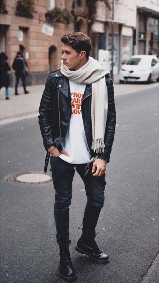 С чем носить белый шарф мужчине