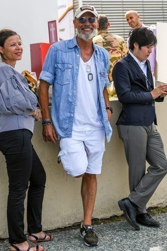 Какие кроссовки носить с белыми шортами мужчине