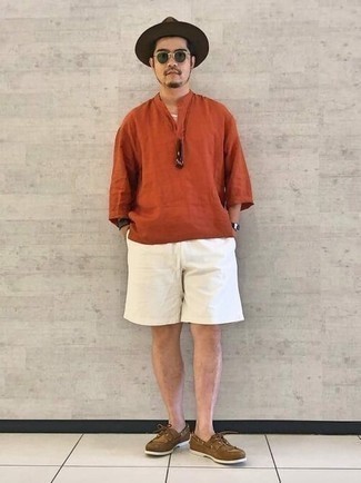 Какие топсайдеры носить с белыми шортами