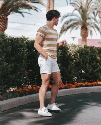 Как носить белые шорты с белыми низкими кедами мужчине