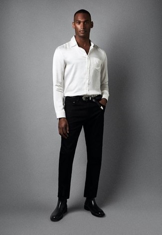 С чем носить белую шелковую рубашку мужчине