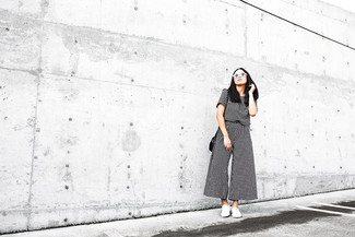 С чем носить белые слипоны женщине