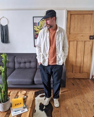 С чем носить белые кеды за 40 лет мужчине