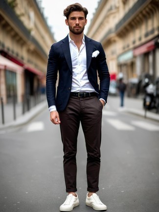 С чем носить белые кеды мужчине в теплую погоду