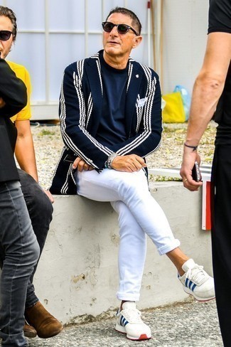 С чем носить белые кеды за 40 лет мужчине