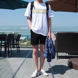 С чем носить белые кеды подросткам мужчине