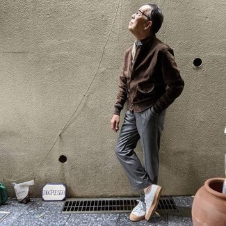 С чем носить белые кеды за 60 лет мужчине