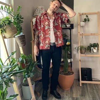 С чем носить белую майку мужчине