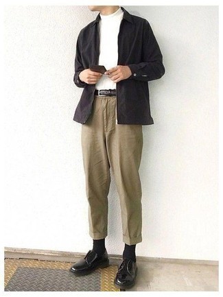 Как носить белую водолазку с черной курткой харрингтон