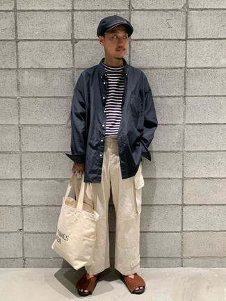 Как носить белую водолазку с черной рубашкой с длинным рукавом мужчине