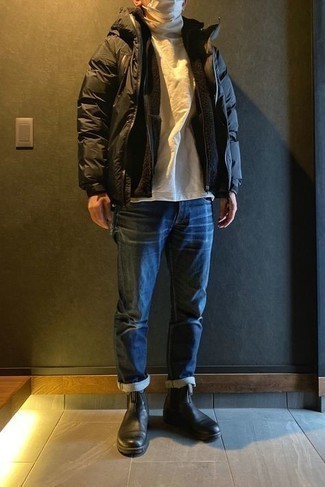 Как носить белую водолазку с черной курткой-пуховиком мужчине