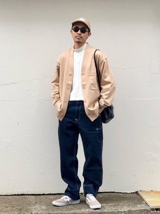 Какие кардиганы носить с белой водолазкой мужчине